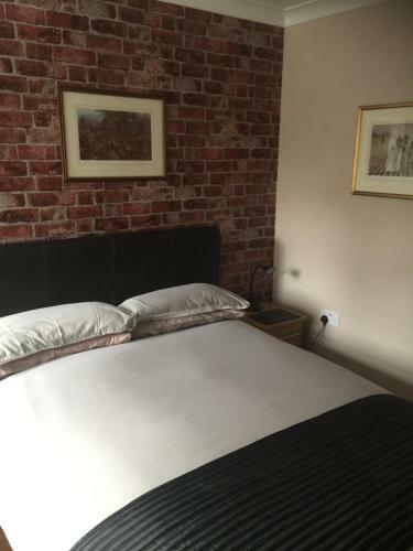 Hostal Lakeland Guest House