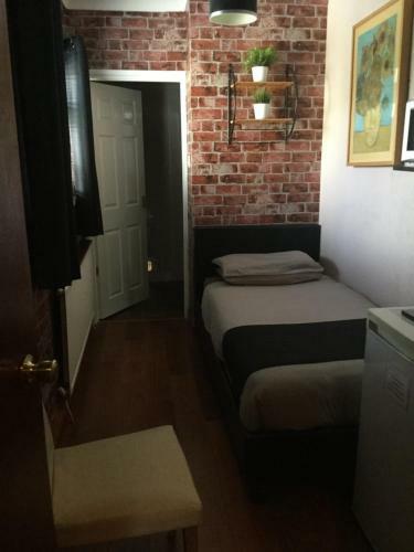 Hostal Lakeland Guest House