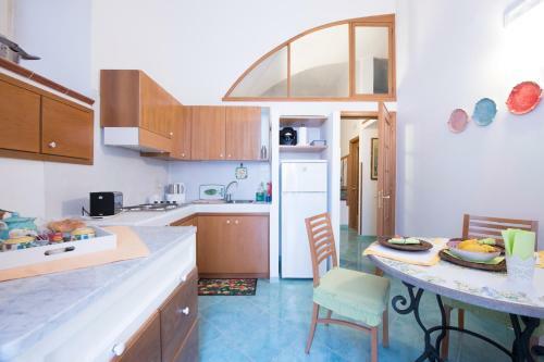 Orange Apartment - Amalfi Coast - Close To The Beach