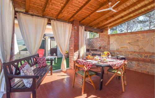 Stunning Home In Augusta With 1 Bedrooms