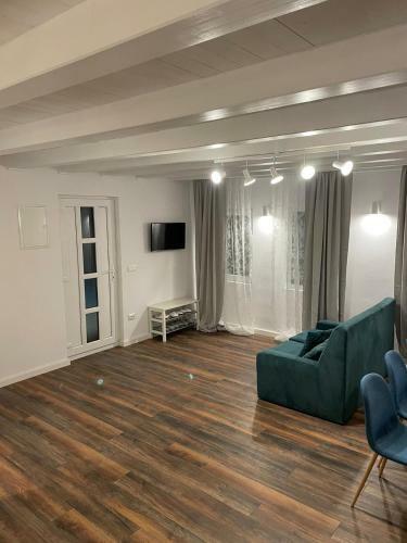 Cabana The Lux