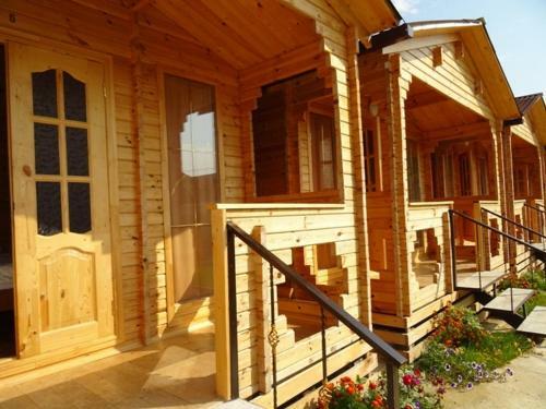 Hostal Wooden House ?anna?