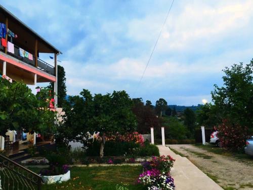 Hostal Dom U Morya Guest House