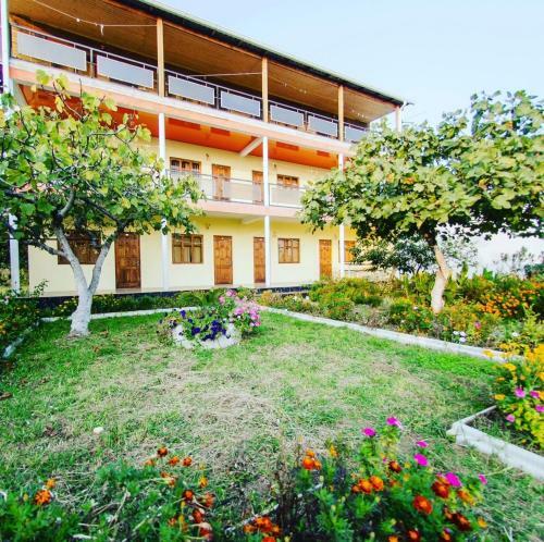 Hostal Dom U Morya Guest House