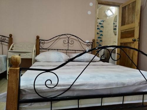 Posada Inzhir Guest House
