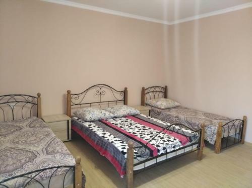Posada Inzhir Guest House