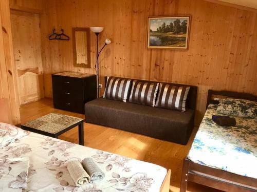 Hostal ?????