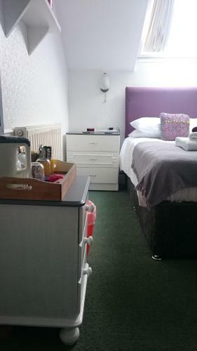 Hostal Lyndhurst Guest House
