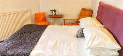 Hostal Lyndhurst Guest House