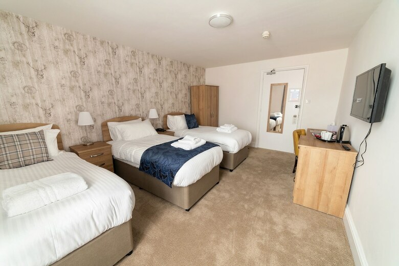 County Hotel