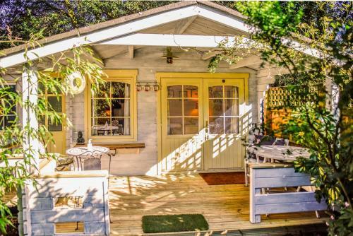 Ward Avenue B&B