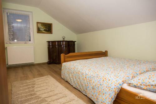 Villa Pensiunea Azilut
