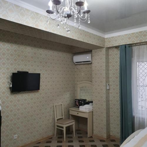 Hostal ?????????