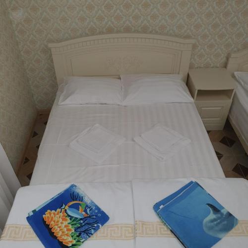 Hostal ?????????
