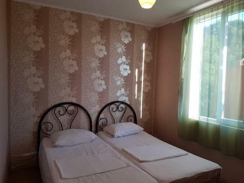 Hostal ???????? ??? Naur