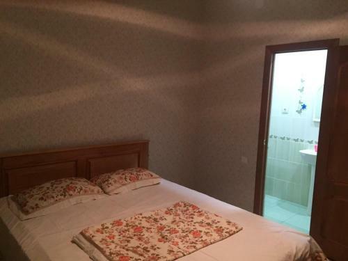 Hostal Guesthouse On Ardzinba 180