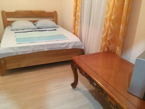 Hostal Guesthouse On Ardzinba 180
