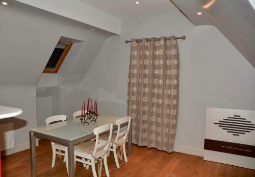 Apartment 3, Oakleigh House, Donnybrook Hill, Douglas Cork