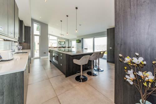 Apartamento River Views,kinsale, Exquisite Holiday Homes, Sleeps 22