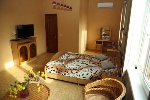 Hostal Mamzyshkha Guest House