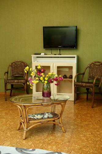 Hostal Mamzyshkha Guest House