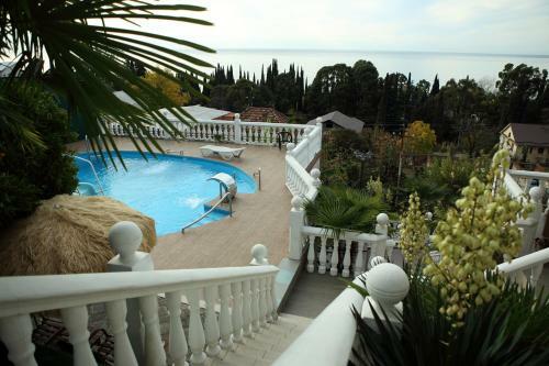 Hostal Mamzyshkha Guest House
