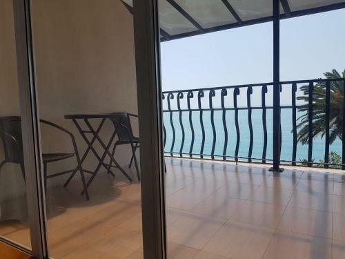 Hotel Lazurniy Bereg