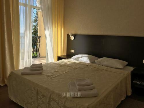 Hotel Lazurniy Bereg