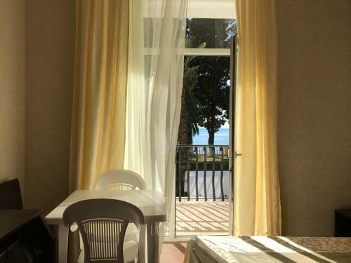 Hotel Lazurniy Bereg