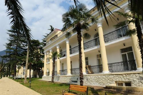 Hotel Lazurniy Bereg