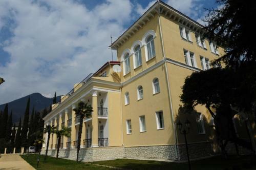 Hotel Lazurniy Bereg