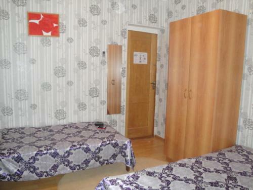 Hostal Guest House "ochagh"
