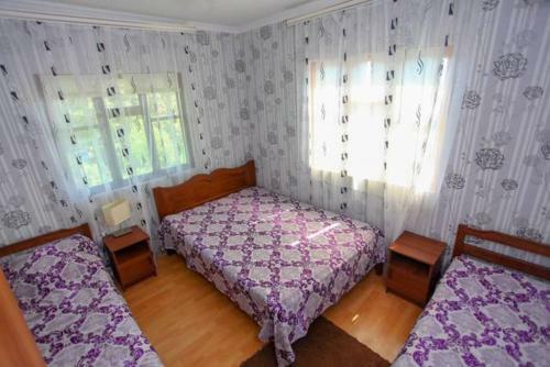 Hostal Guest House "ochagh"