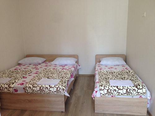 Hostal Nadezhda Guest House