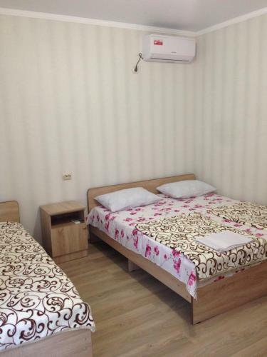 Hostal Nadezhda Guest House
