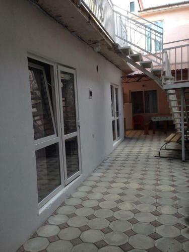 Hostal Nadezhda Guest House