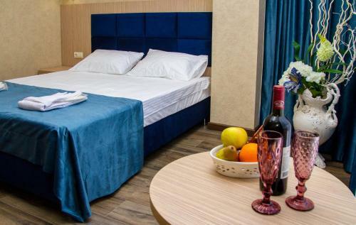 Hotel Trio