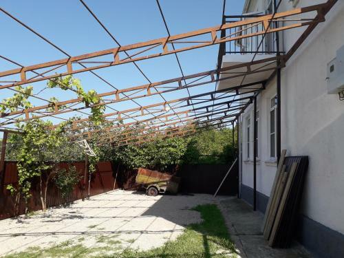 Monika Guesthouse