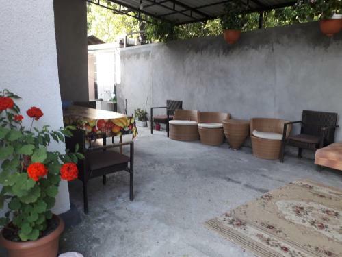 Monika Guesthouse