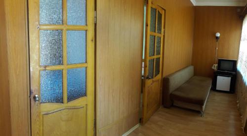 Hostal Guest House On Ardzinba 215