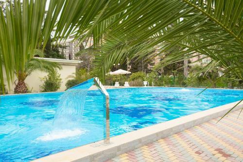 Amza Park Hotel