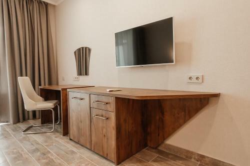 Amza Park Hotel