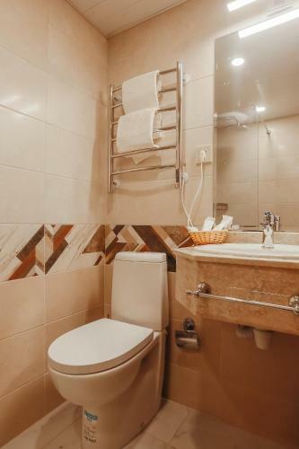 Amza Park Hotel