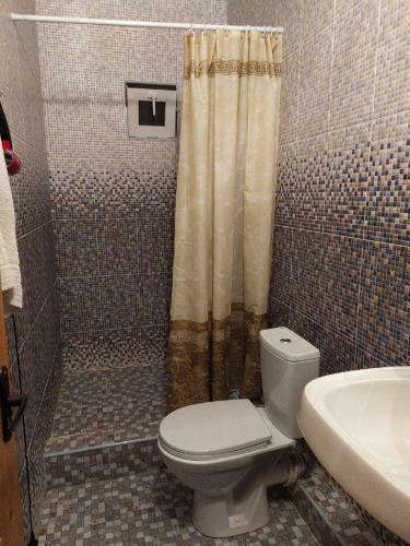Hostal Anna-saria Guest House