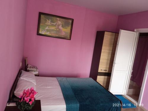 Hostal ???????