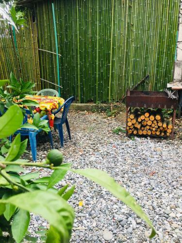 Hostal Uyut Guest House