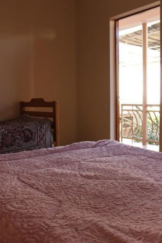Hostal ?-??????