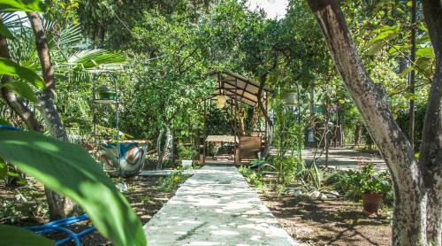 Hostal Rusamra Guest House