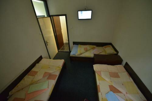 Hostal Guesthouse Duga