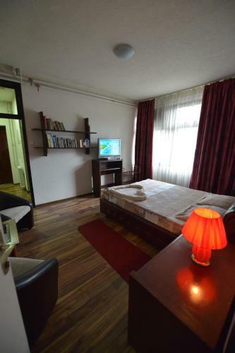 Hostal Guesthouse Duga
